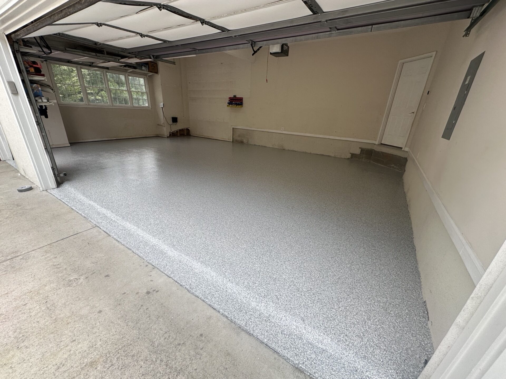 Polyaspartic garage floor coating