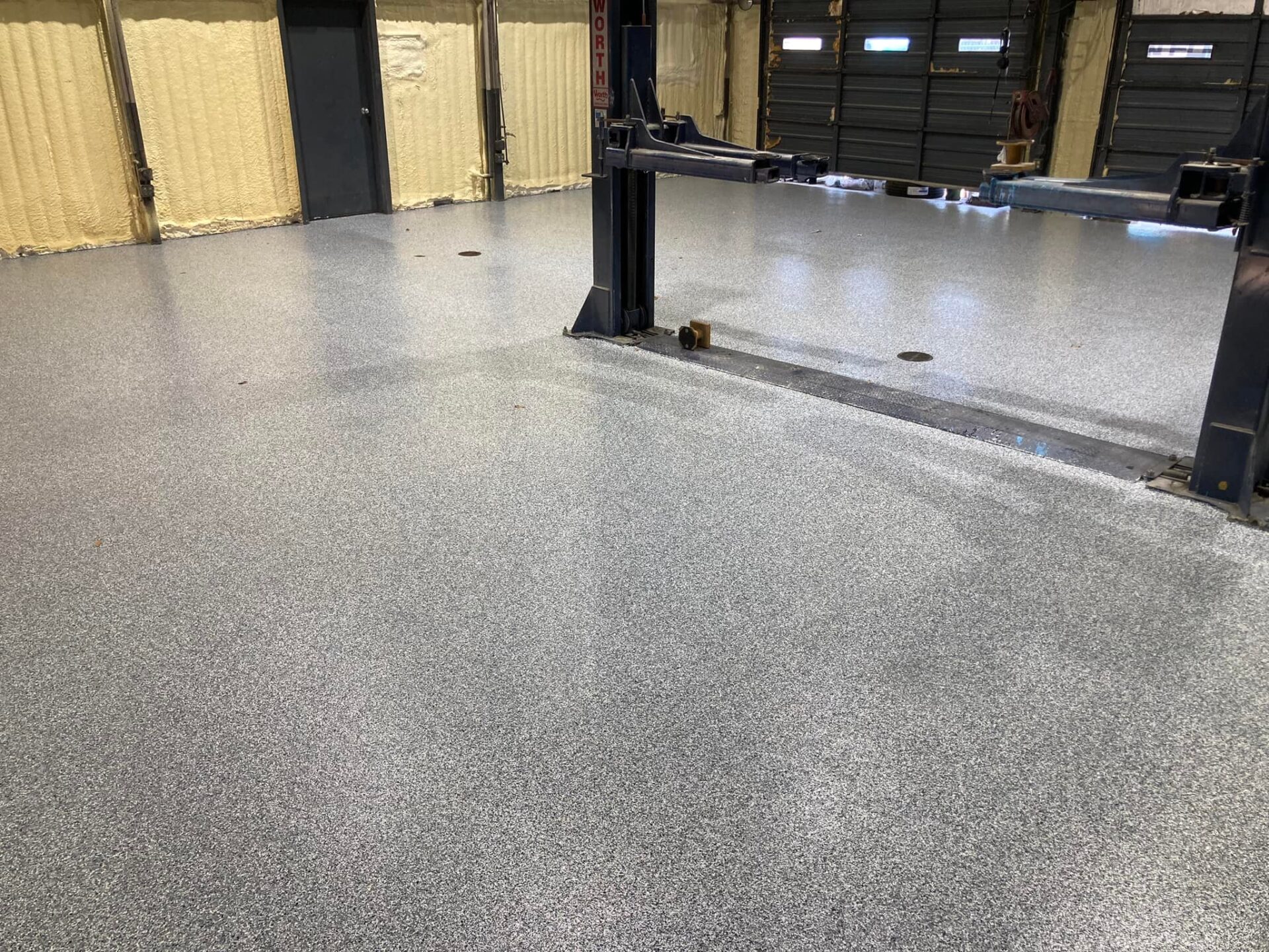 Polyaspartic concrete coating