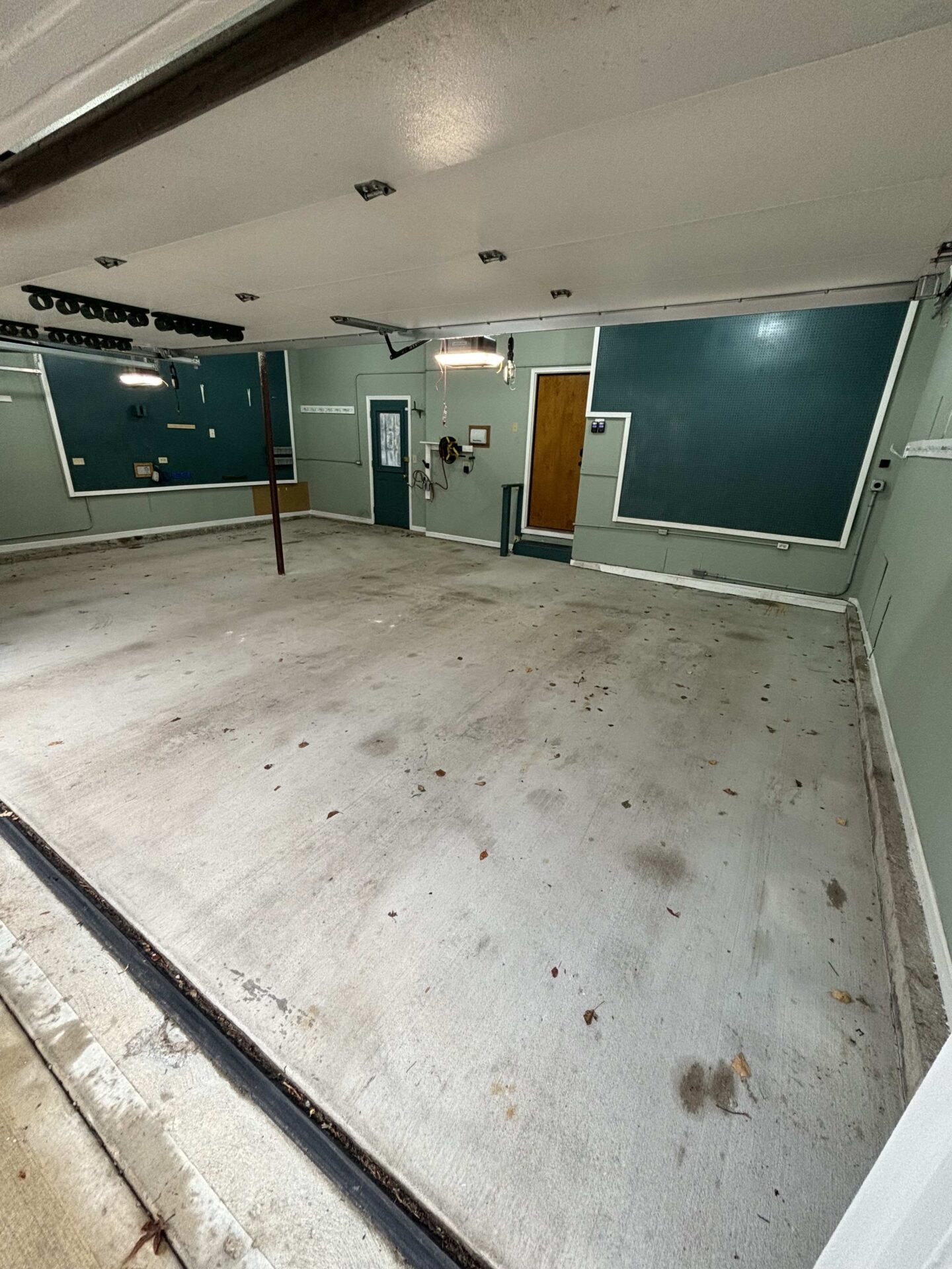 Garage with dirty stained concrete