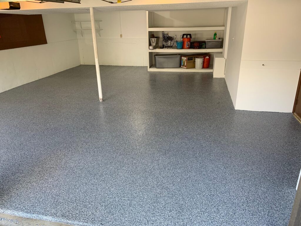 Garage Floor Coating in the Kansas City Area with a peppercorn colored flake