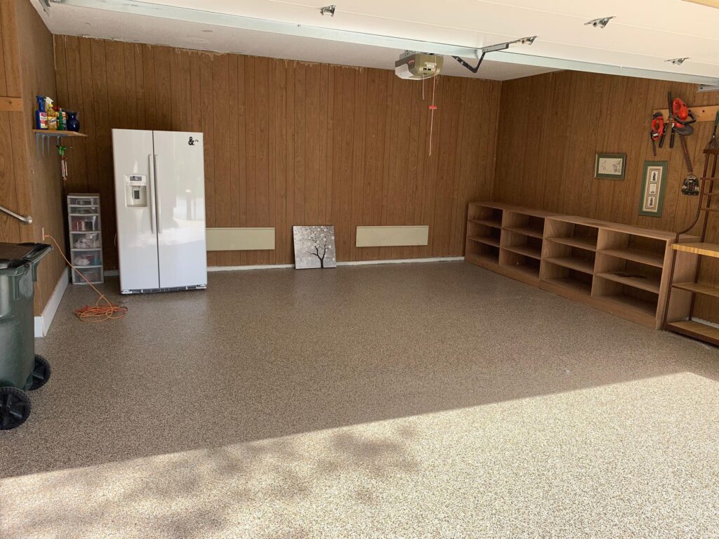 Garage Floor Coating in the Taupe Colored Flake in the KC Area
