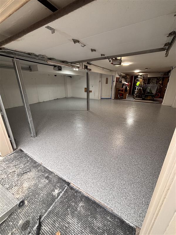 Garage Floor Coating in the color Pewter in Lee's Summit