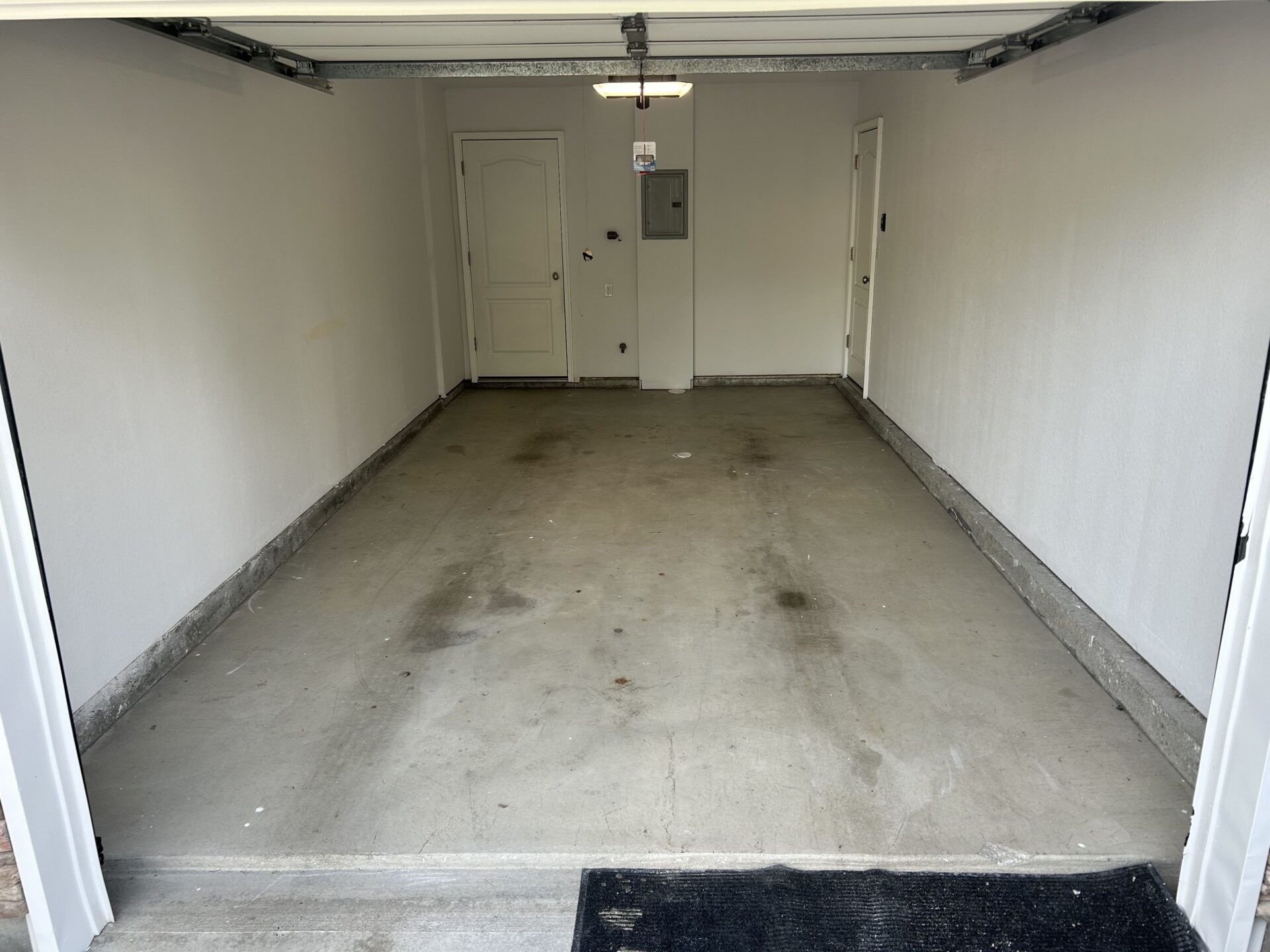 Spring Hill garage concrete