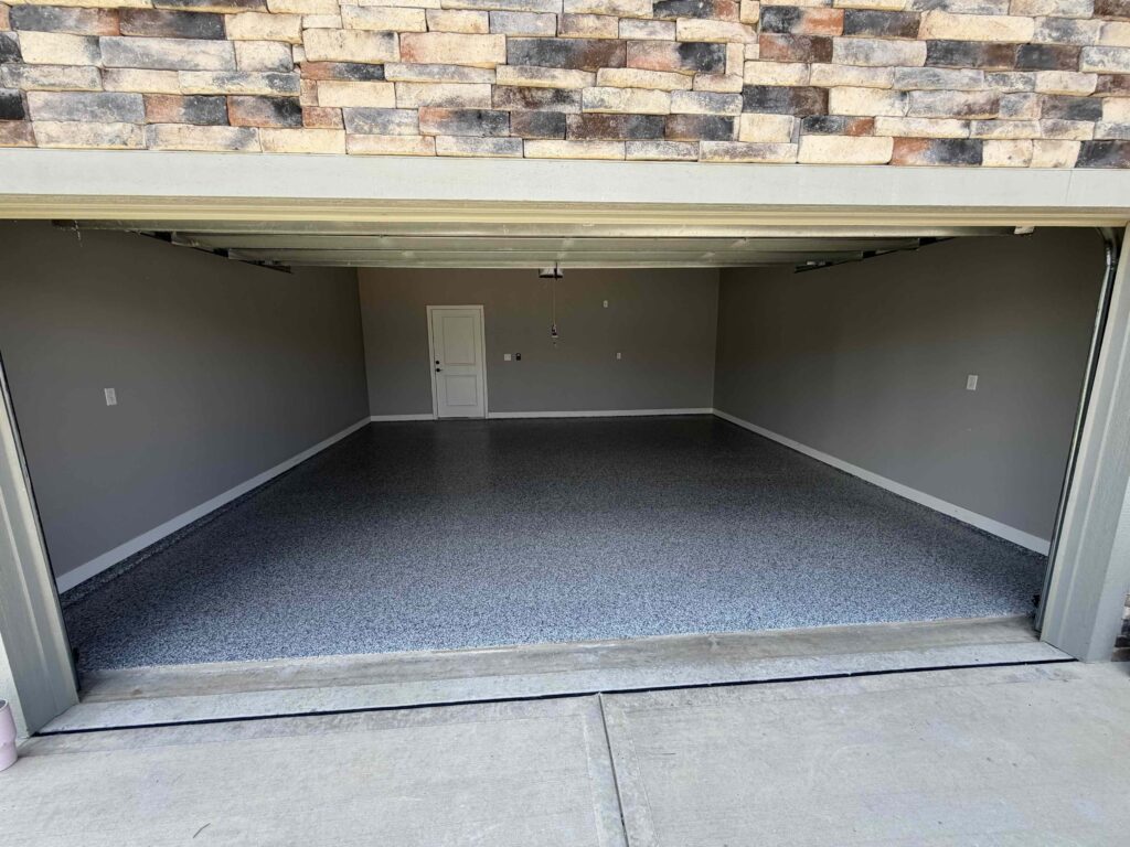 Garage Floor coating in a grey flake