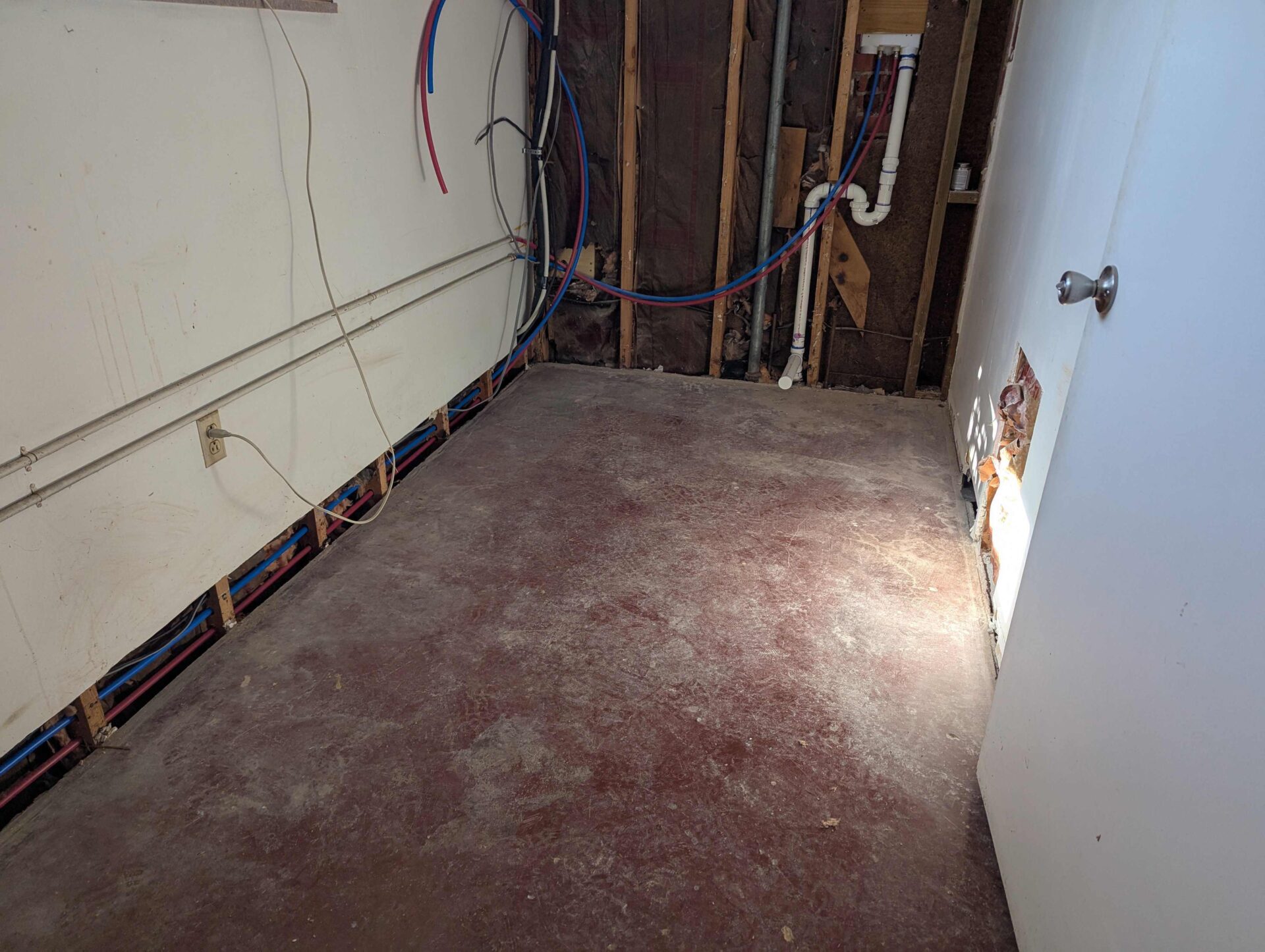 Uncoated interior concrete