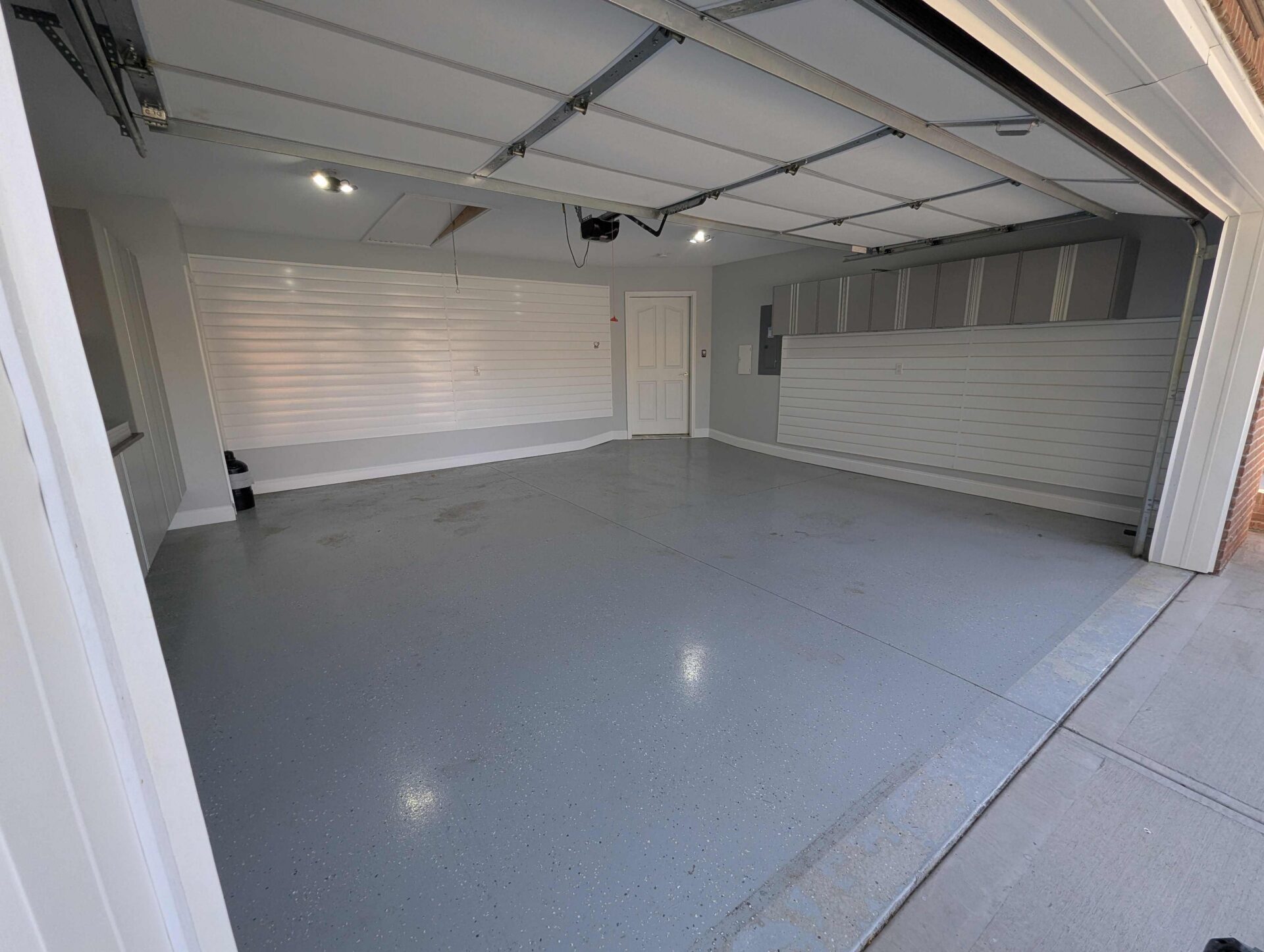 worn out epoxy garage floor