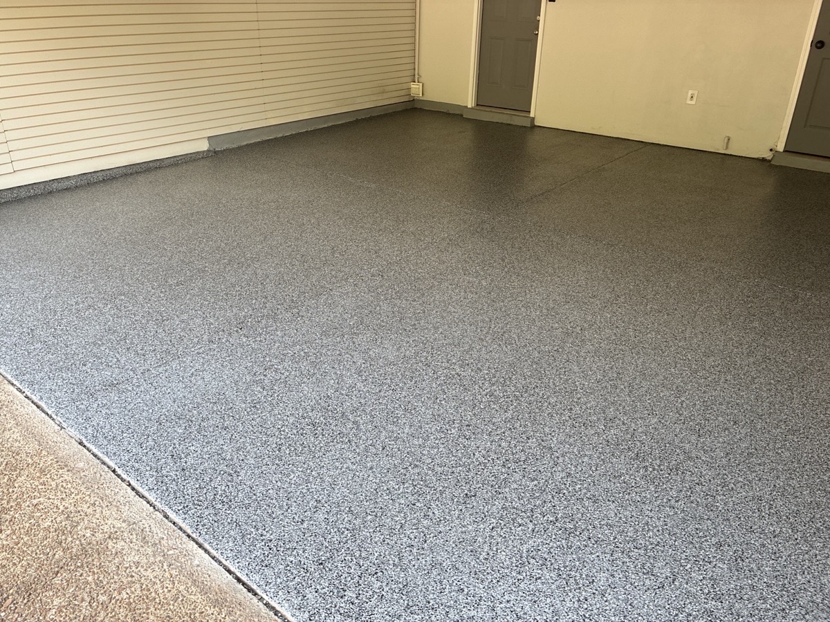 Garage Floor Coating in Memphis in the color Peppercorn