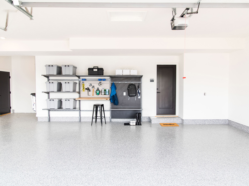 Service_Flooring_Carousel_1-1 Garage with gray floor coating