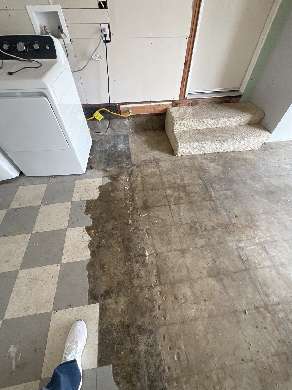 garage floor coating before in santa rosa, CA