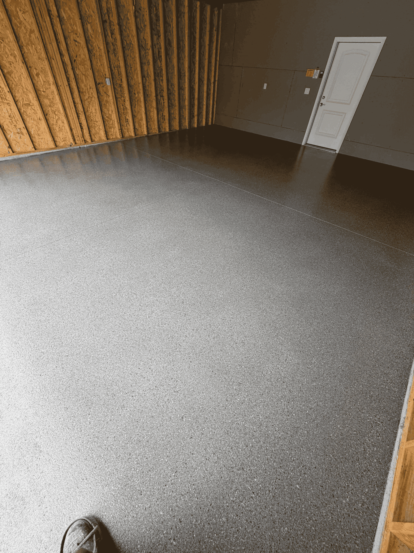 New polyaspartic garage floor coating