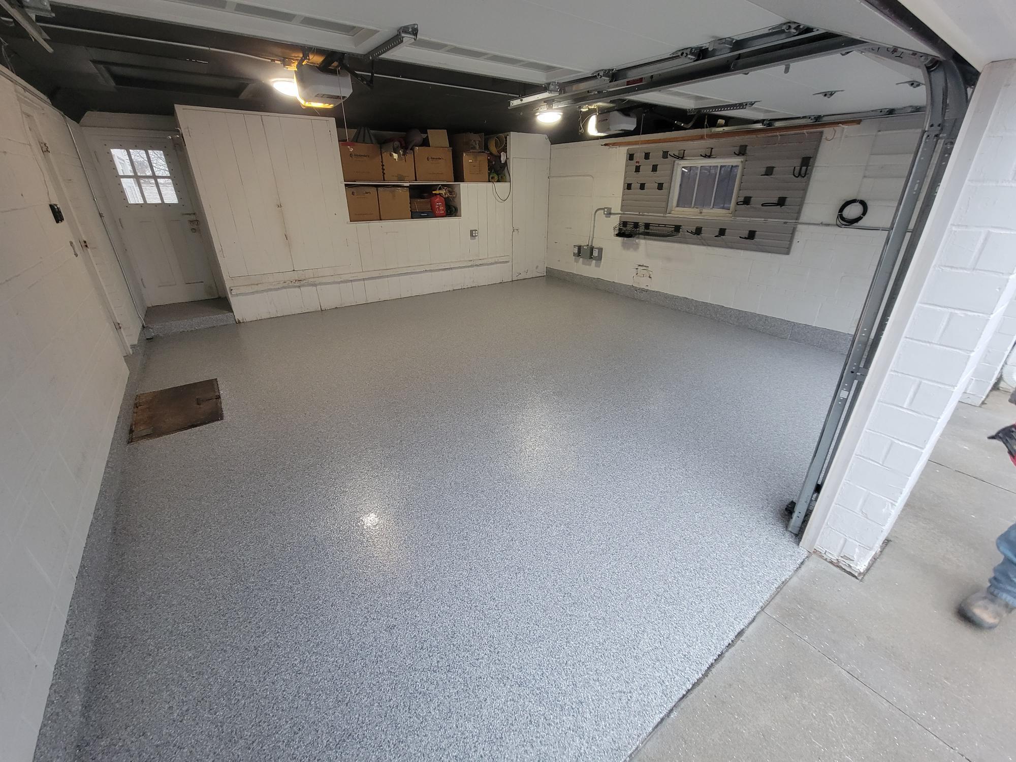Papillion Garage Floor Coating and slatwall Installation