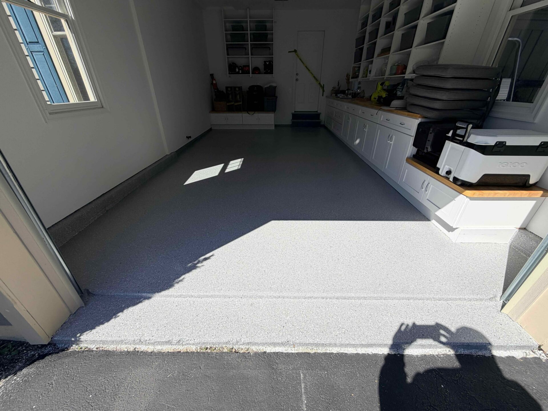 heavy duty polyaspartic garage coating