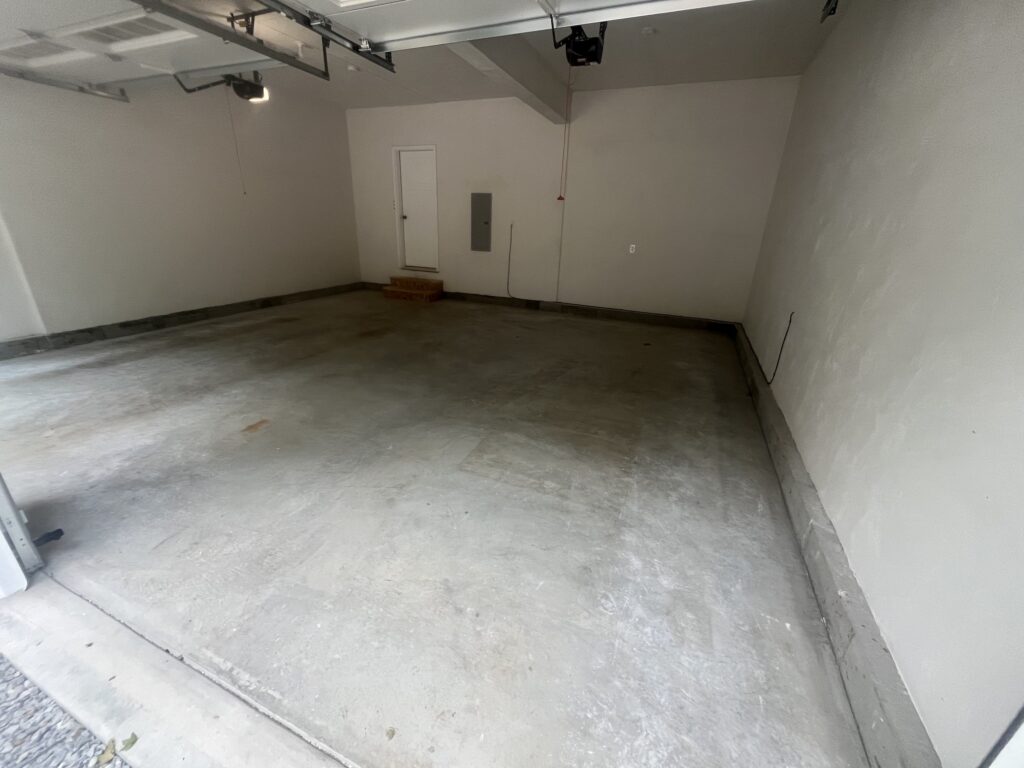 garage before garage floor coating in warwick