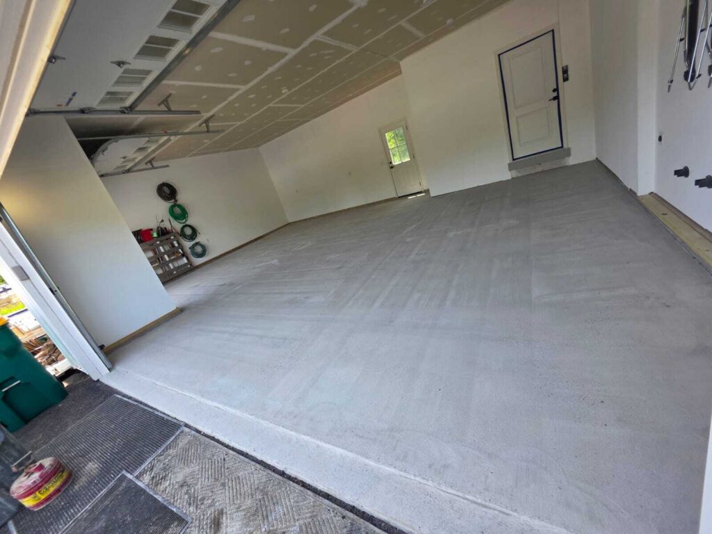 Garage Floor that is empty and sanded