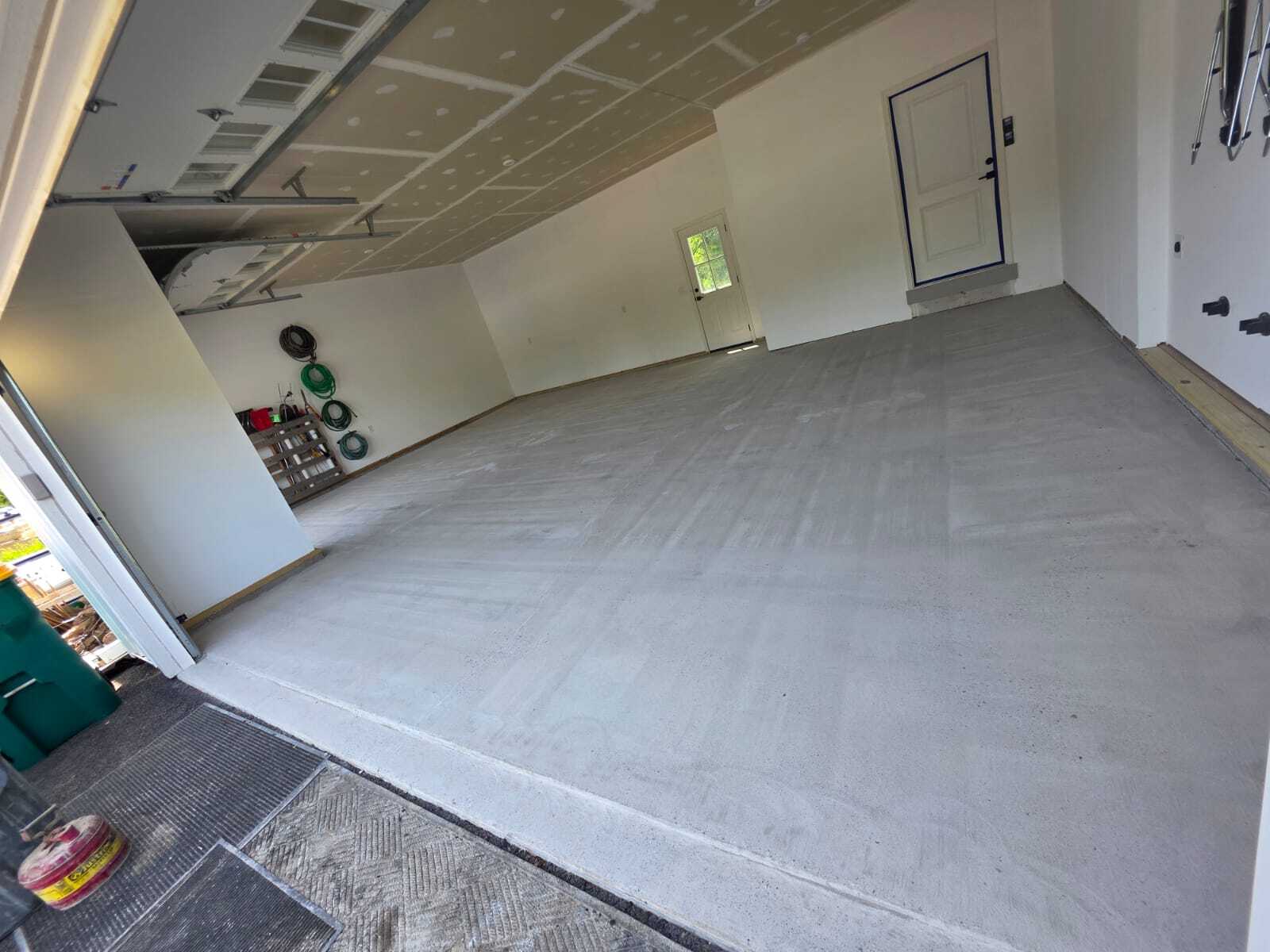 Garage Floor that is empty and sanded