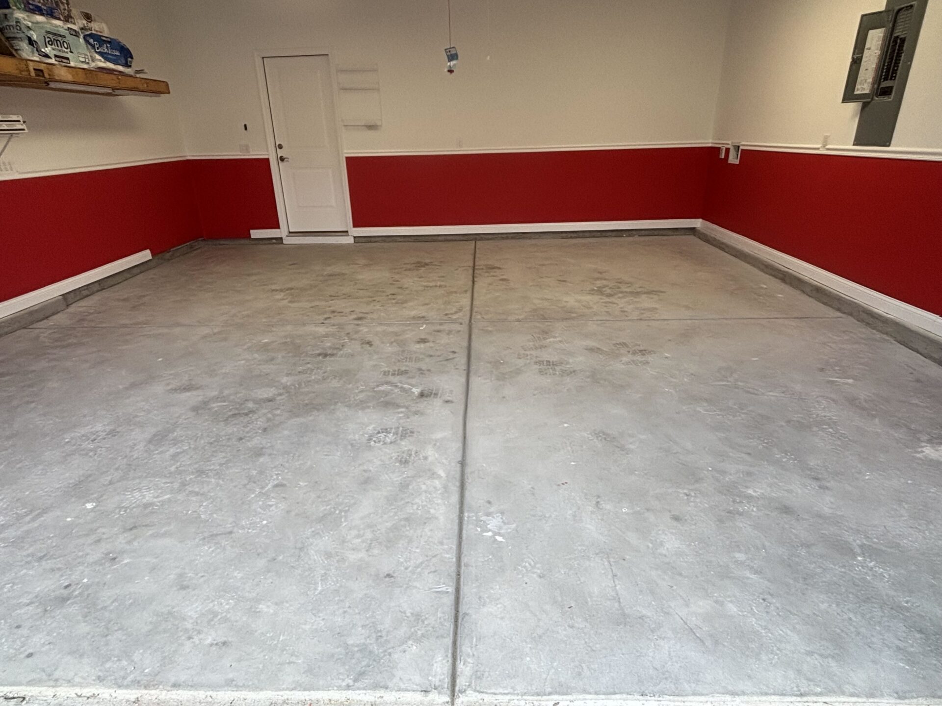 Garage Floor in Calabash Before they had a garage floor coating installed