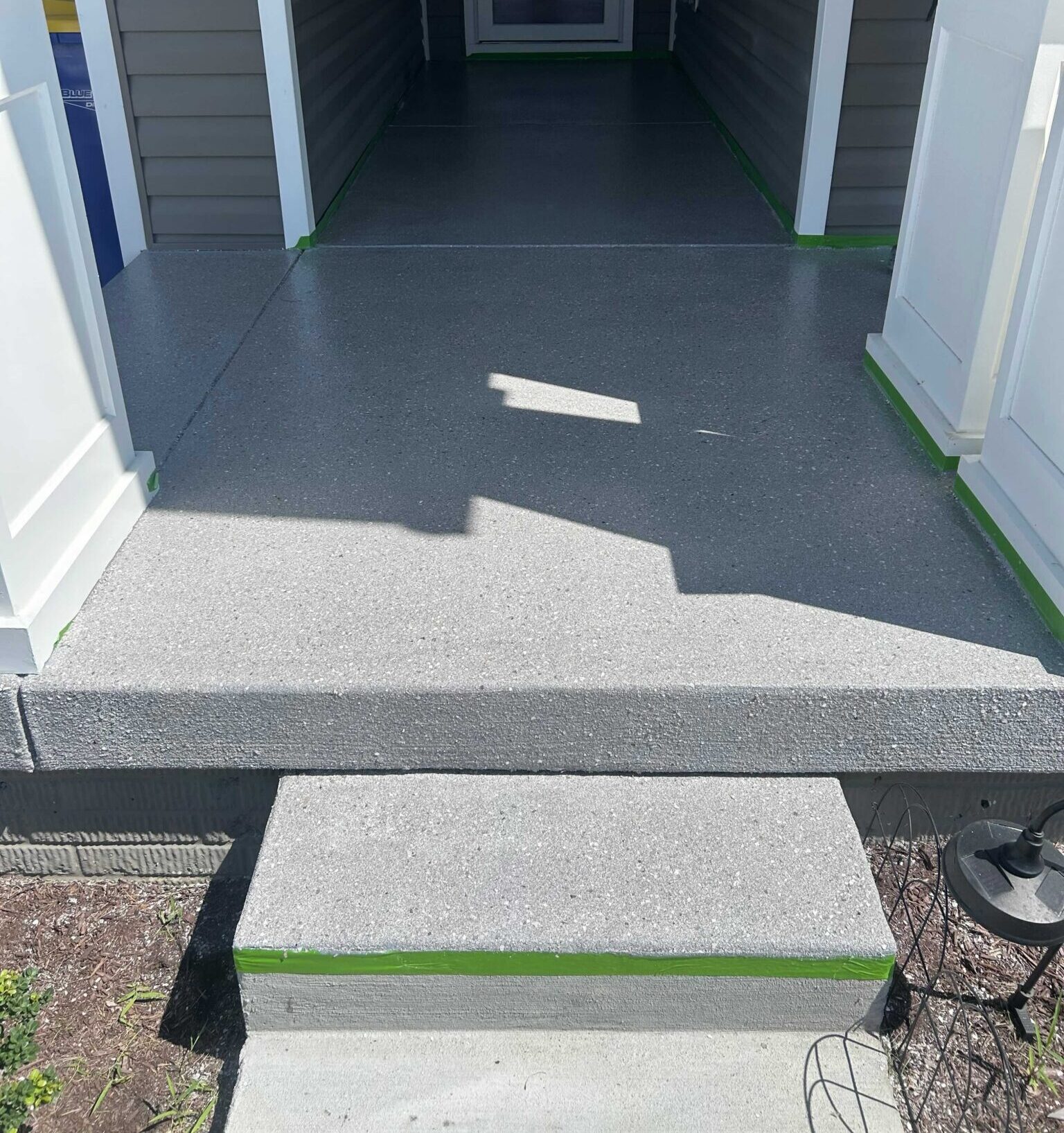 1_Delmarva_Porch_0714_Silver_Georgetown_A silver colored porch coating