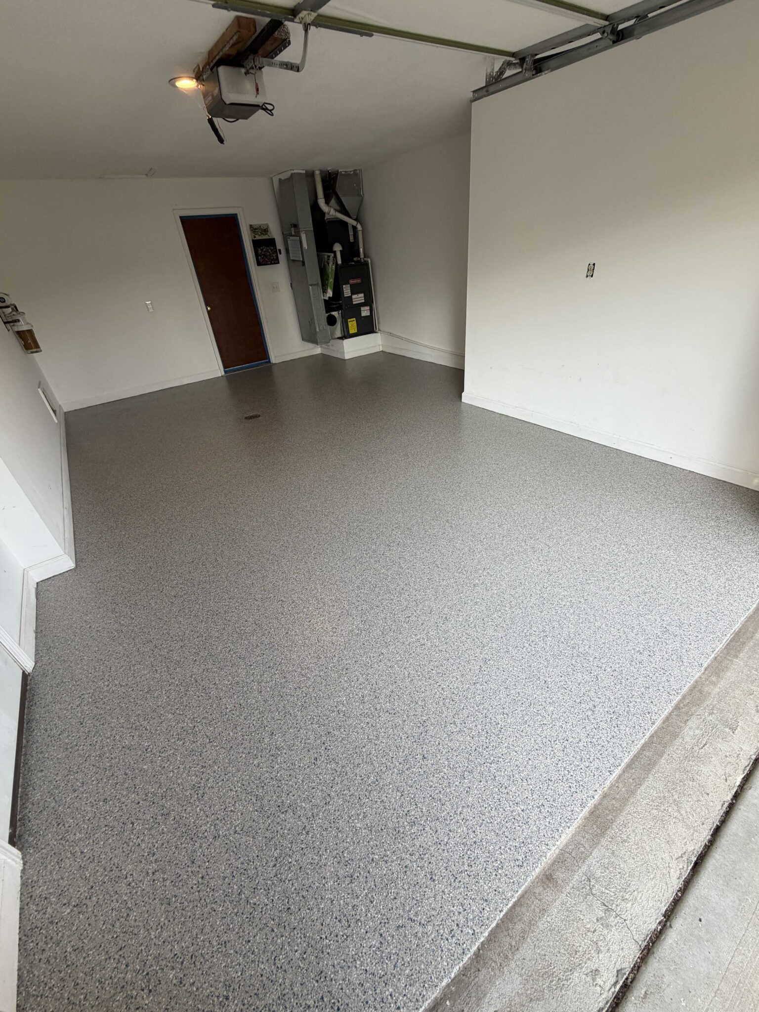 1_KC_Garage_0918_BlueTaupe_Leavenworth_A