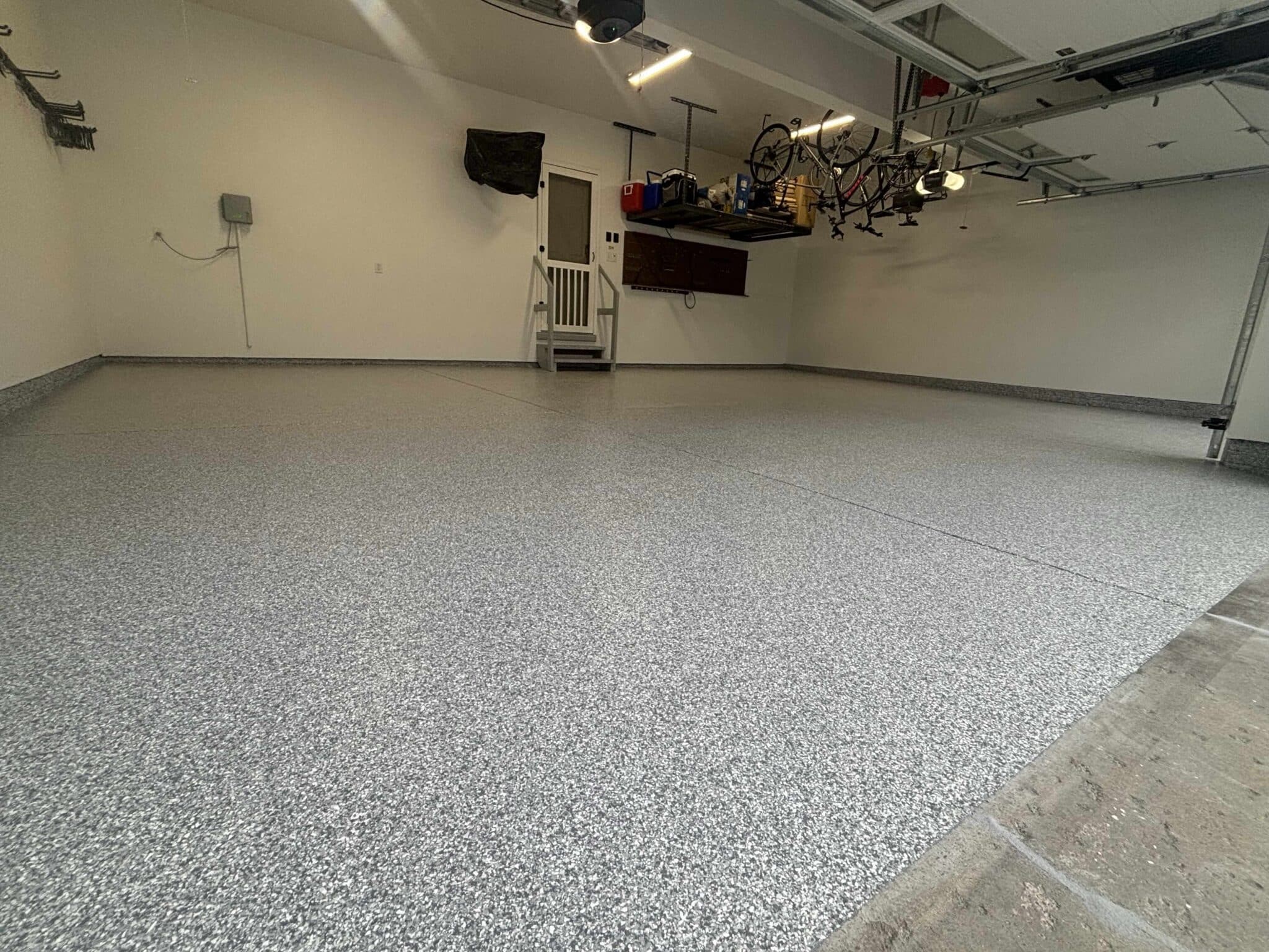 1_Omaha_Garage_0819_Pewter_A pewter colored garage floor