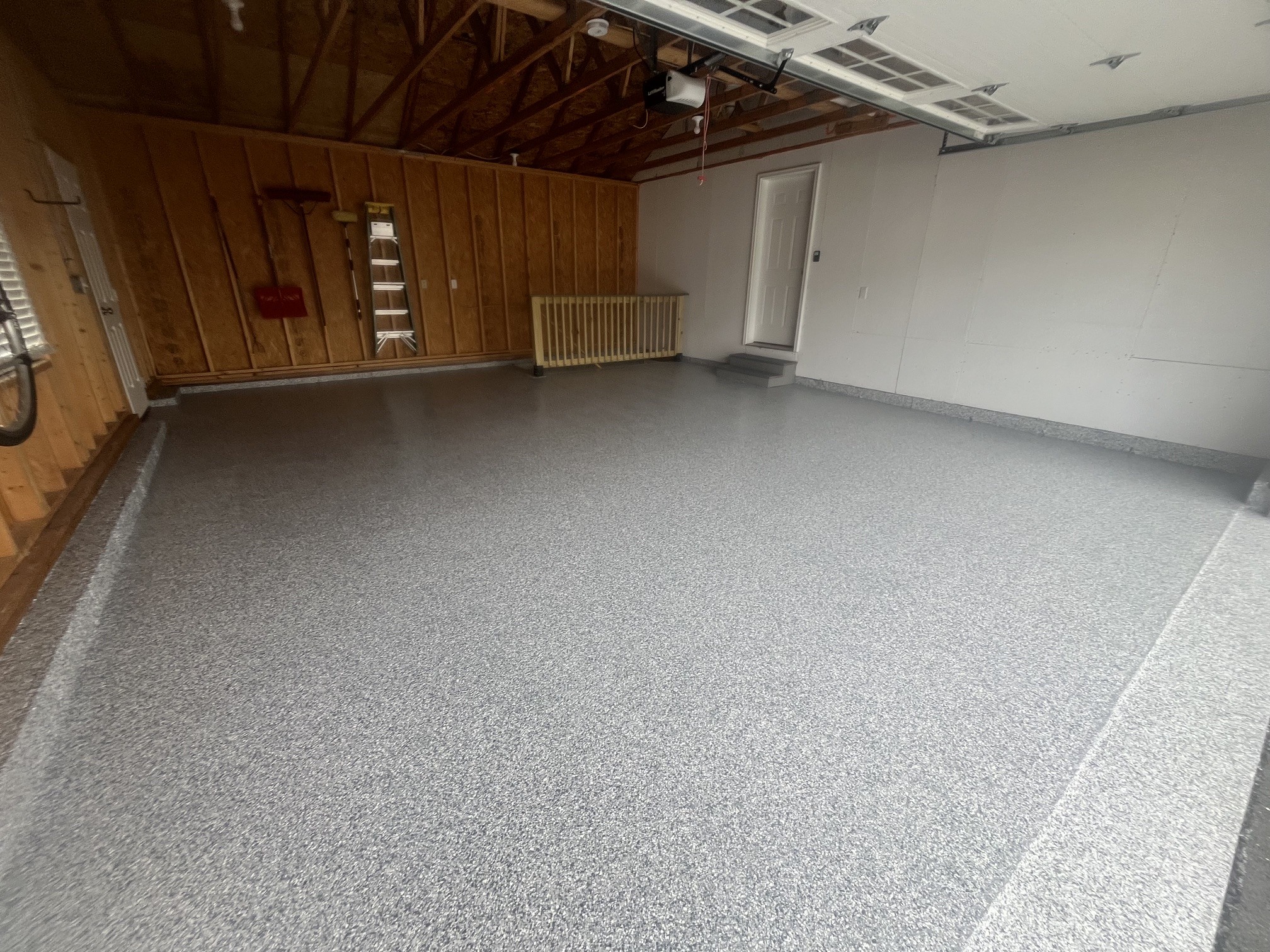 1_SNE_Garage_0909_Pewter_NorthKingstown_A