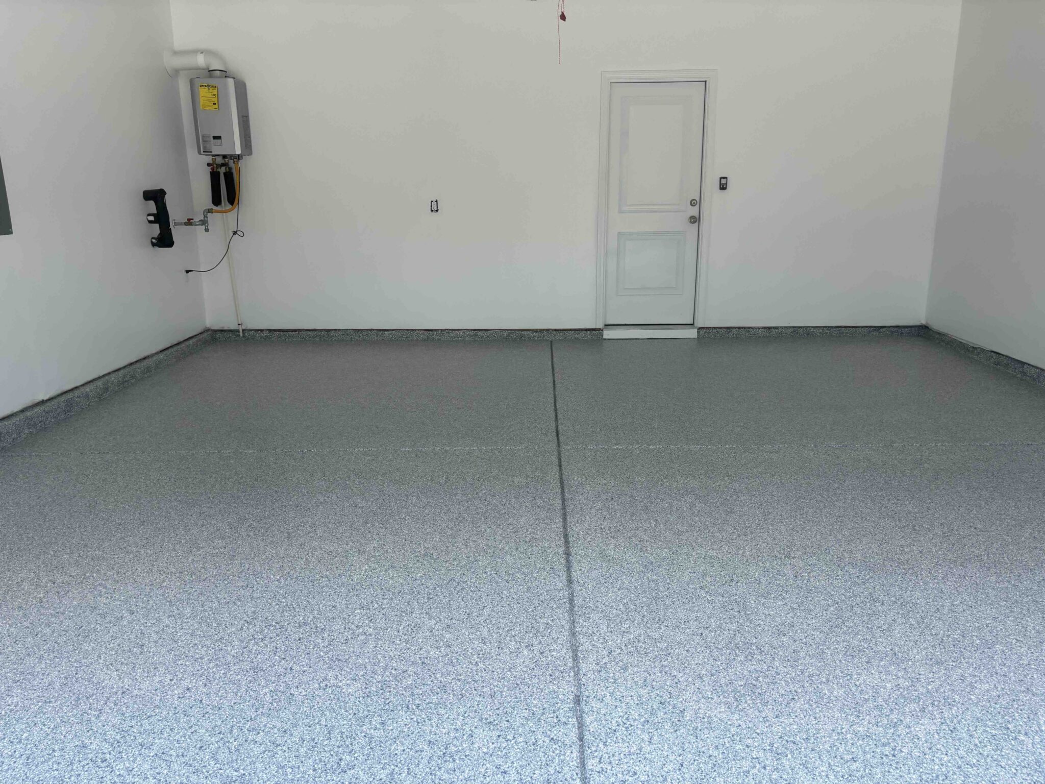 1_Wilmington_Garage_0713_BlueGray_Leland_A blue gray garage floor coating