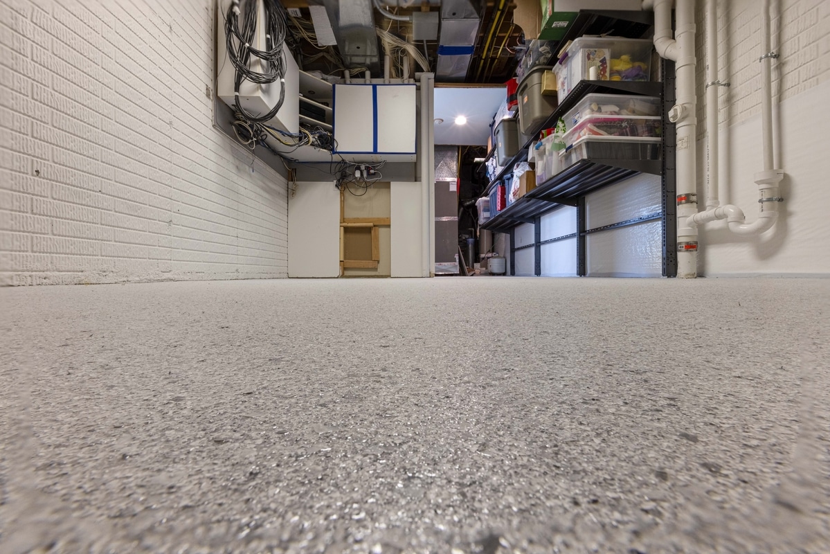 Storage room with polyaspartic coating